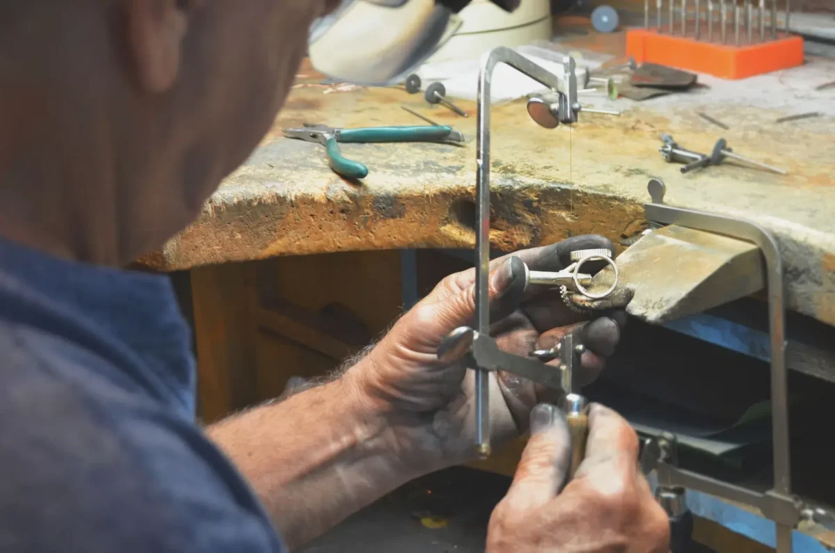 jewelry manufacturing 10 Jewelry Manufacturing Online | Primira Luxury