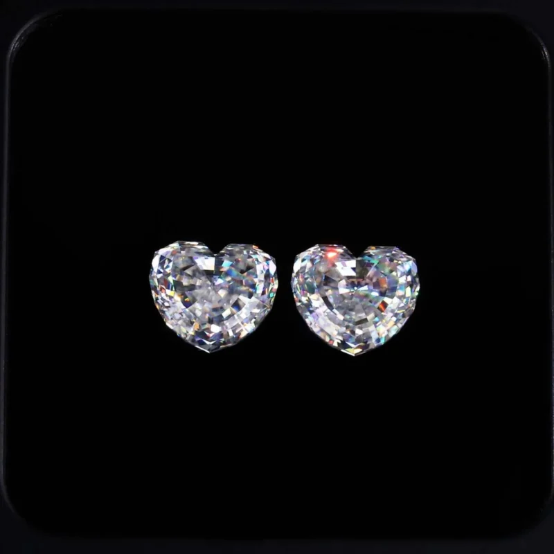 Heart Step cut - White - Moissanite Stone – View 1