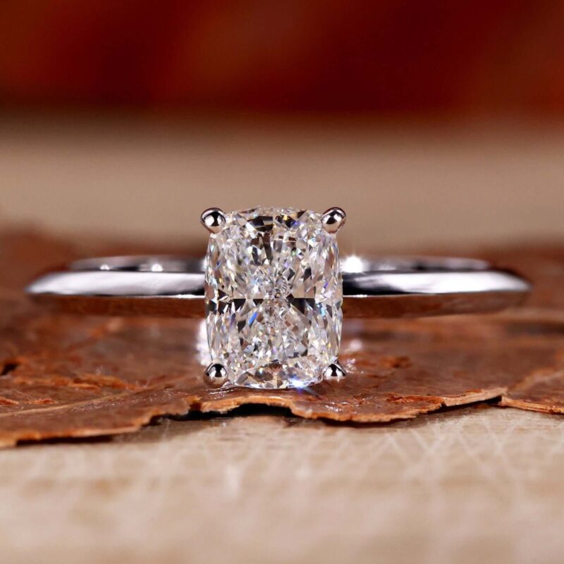 1.01 CT  Luxe Cushion Knife-Edge Diamond Ring – View 1