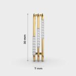 Measurement view of 14k yellow gold trio offset linear ring with lab grown diamonds.