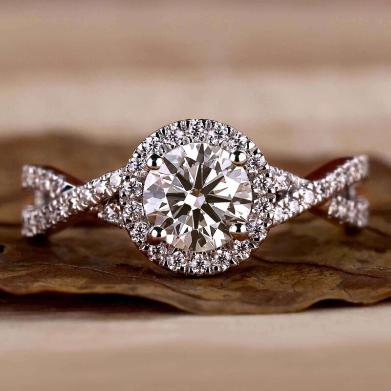 Modern Halo Radiance Ring – View 1