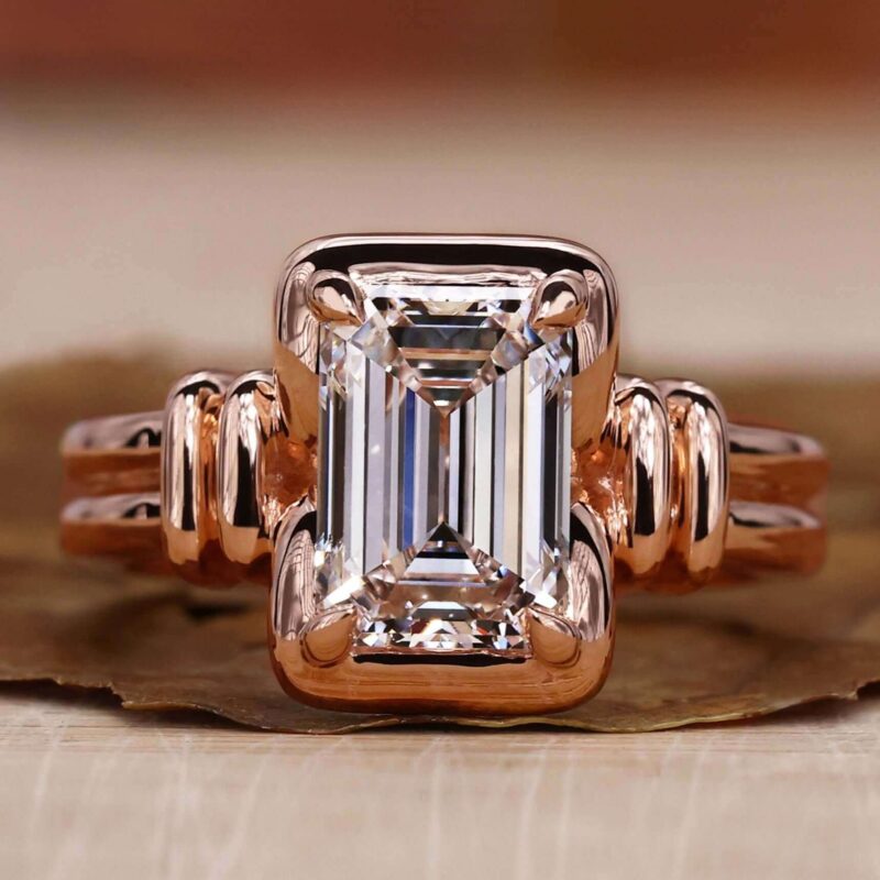 Verona Emerald Solitaire Diamond Ring – View 1