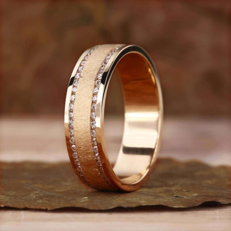 Timeless Radiance Men's Diamond Wedding Band - Image 3