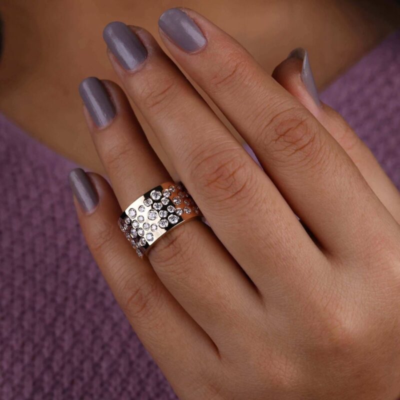 Essence Flush Set Diamond Band - Image 6