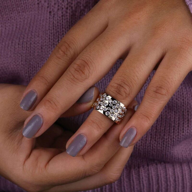 Essence Flush Set Diamond Band - Image 4