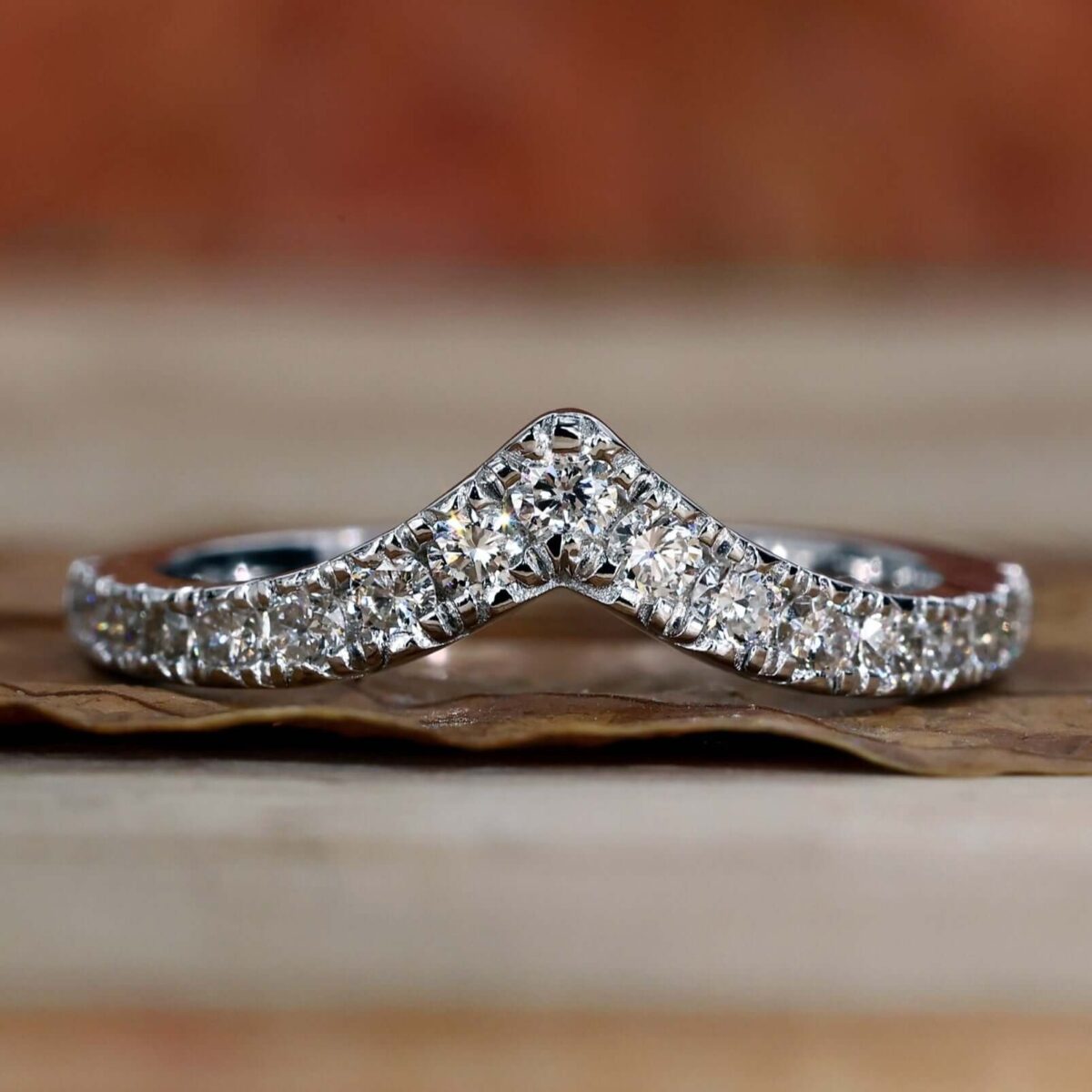 Endless Glow Round Diamond Wedding Band – View 3