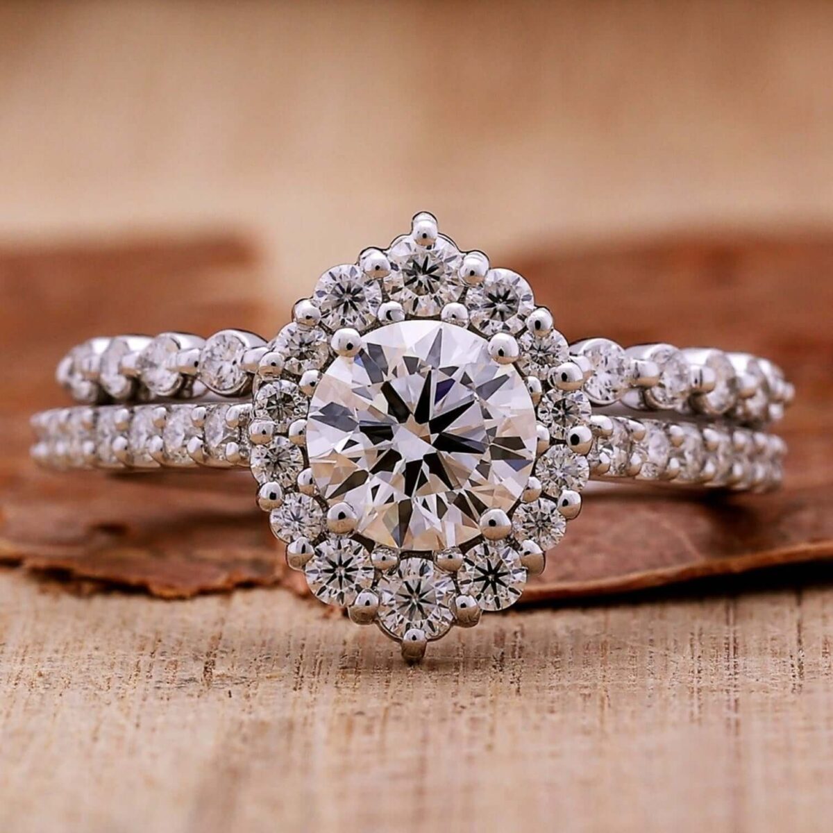 1.50 CT Eternal Glow Diamond Set – View 1