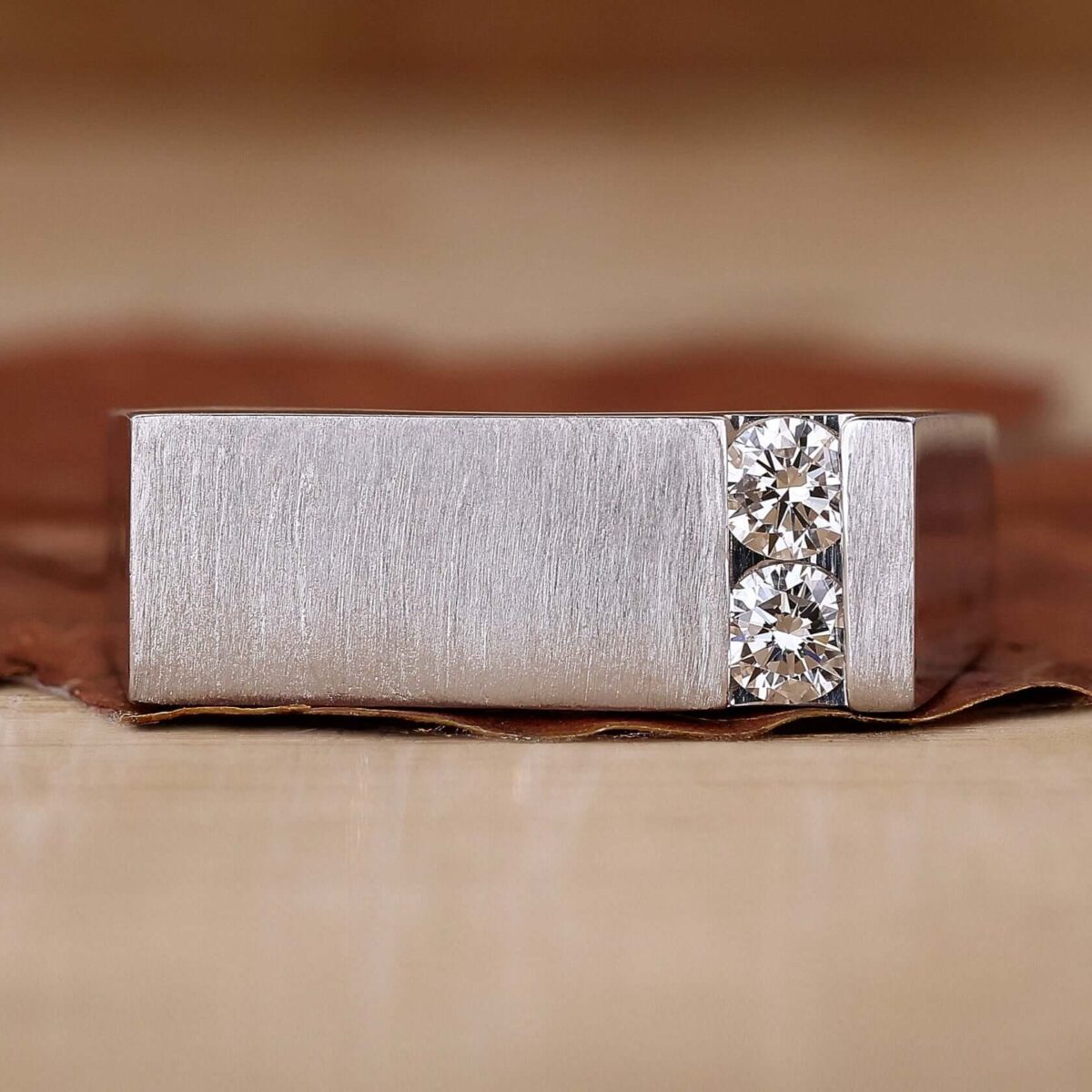 Heritage Glow Signet Diamond Ring – View 1