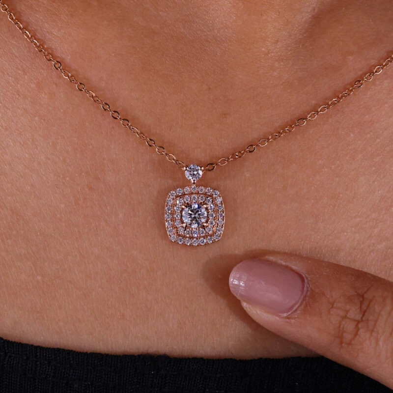 Halo Sparkle Diamond Pendant – View 1