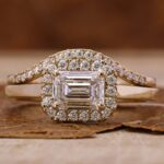 1.02 CT Timeless Emerald Halo Set – View 1