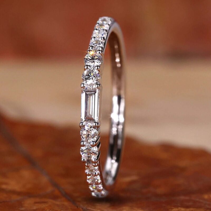 Timeless Harmony Baguette & Round Diamond Wedding Band – View 1