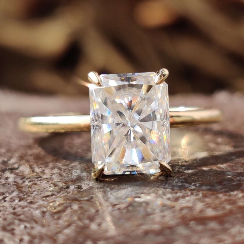 Hidden Lumina 2.39 TW Radiant-Cut Halo Moissanite Ring – View 4