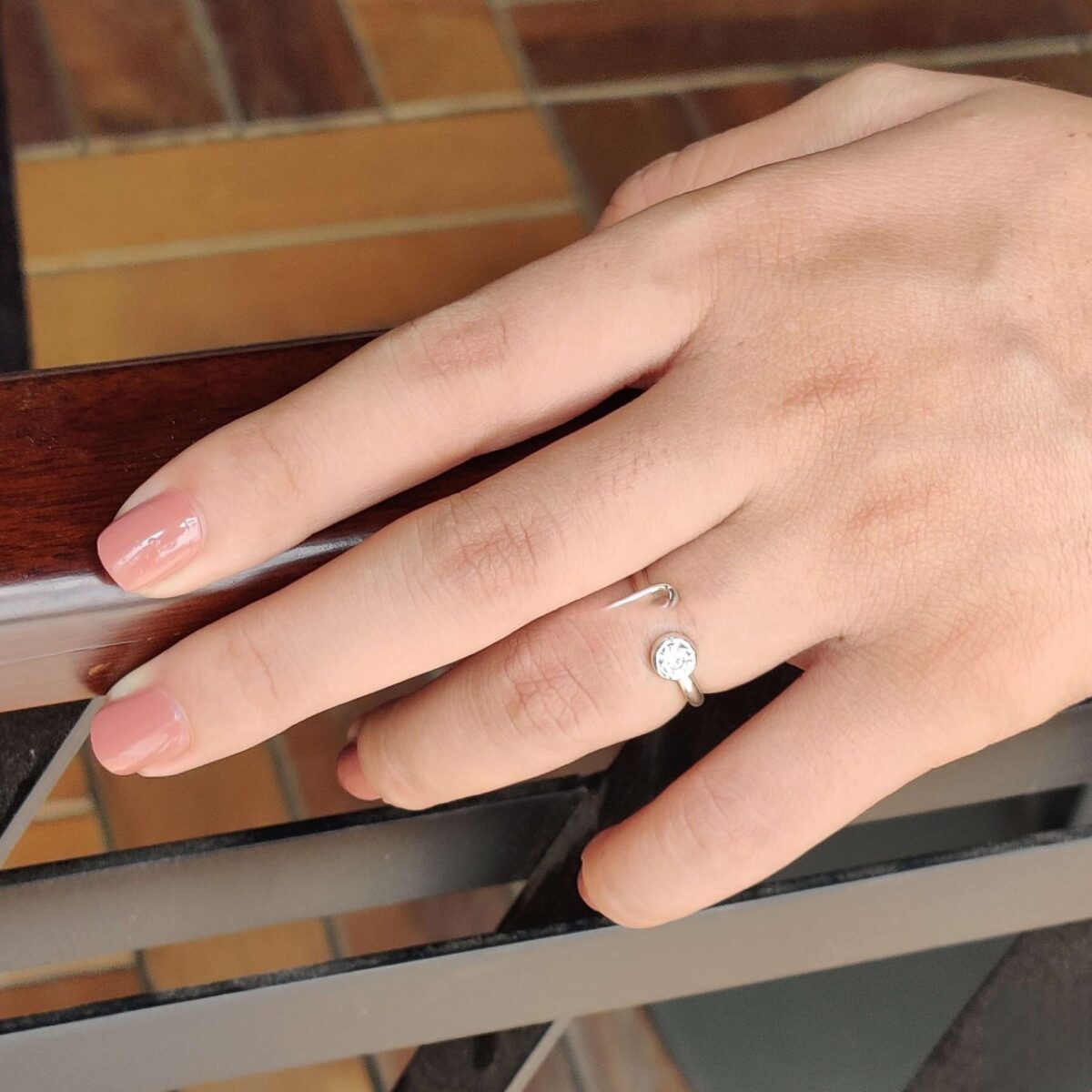 Signature Sparkle Personalized Round Brilliant Ring – View 1